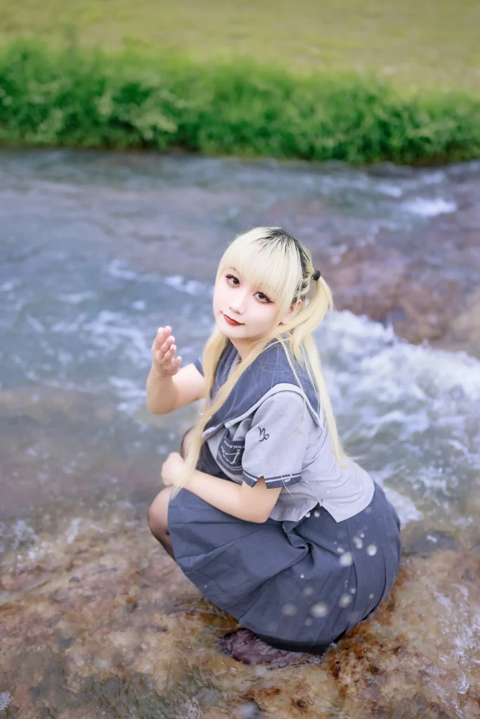 阿雪雪秀人网湿地 JK 金发双马尾写真大图