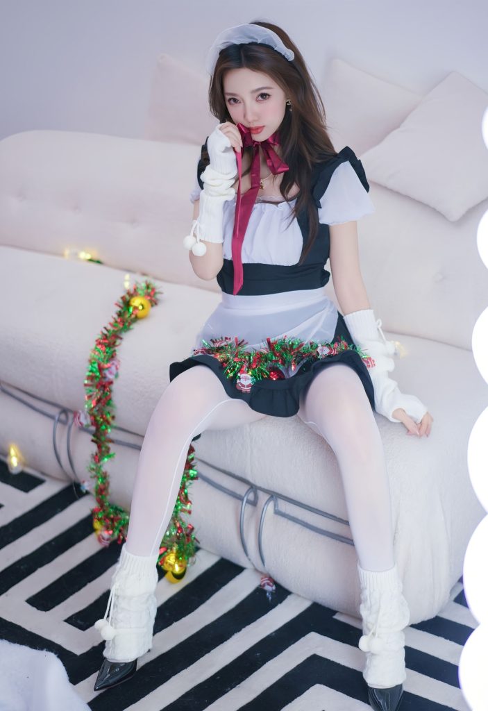 Twins - 桃桃秀人网 Vol.11152 蝴蝶结互动写真大图