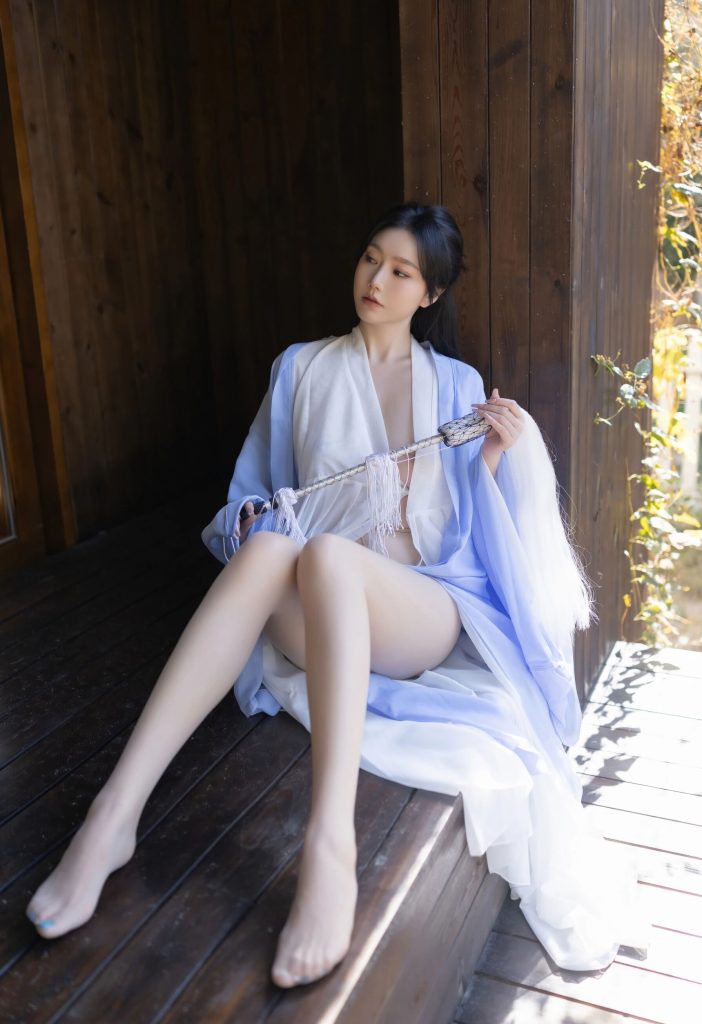 安然 anran 秀人网 Vol.11178 拂尘互动写真大图