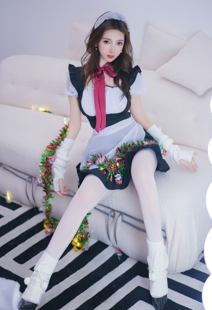 Twins - 桃桃 Vol.11152 女仆装细节特写写真