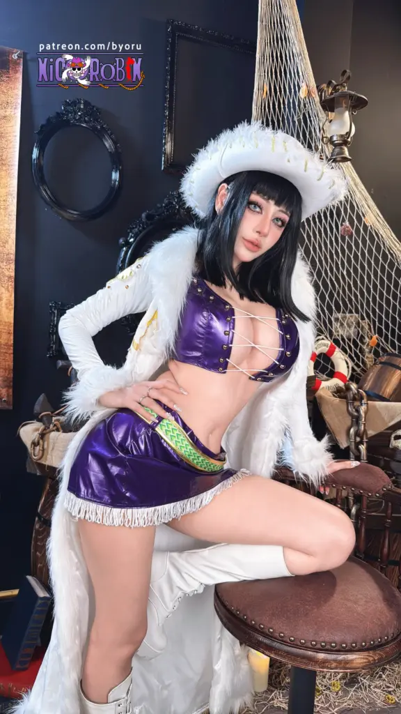 妮可・罗宾 cos,Byoru《海贼王》沙漠女王棚拍人像