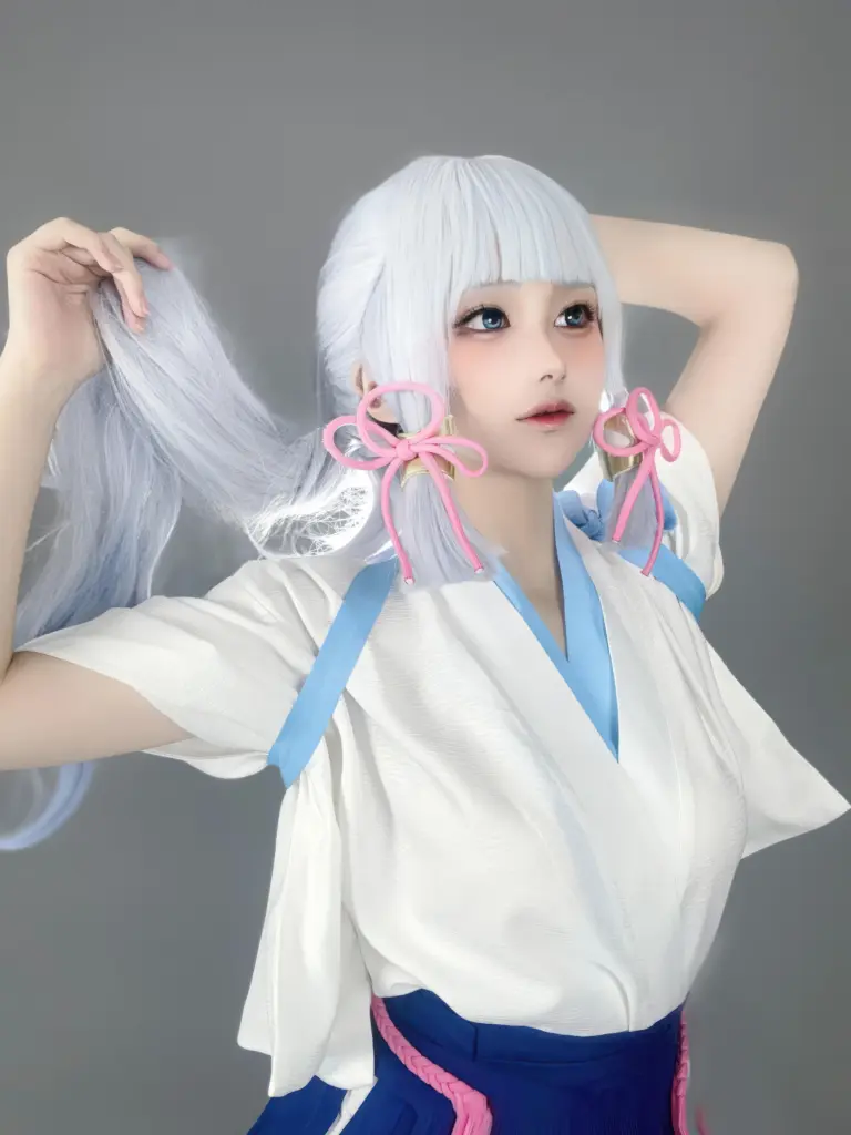 神里绫华 cos，幼愛 Youmeko 白色渐变长发神里绫华成片