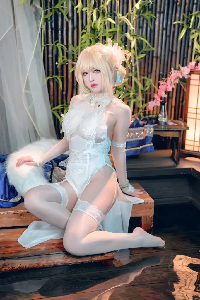 贞德 cos，《Fate》贞德 cos 半半子古风竹林布景摄影