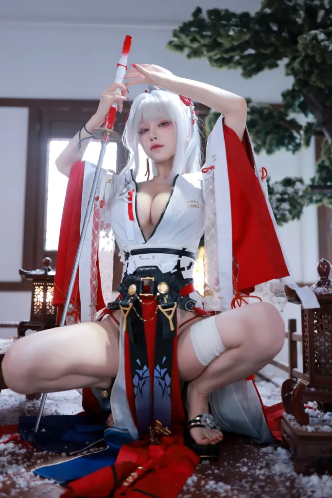 绯雪 cos，水淼 Aqua 和风武士服绯雪角色还原写真