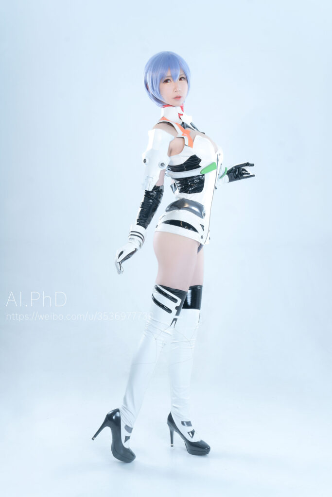 绫波丽 cos,爱老师 PhD 全身站姿 EVA 绫波丽原版作战服 cos 摄影
