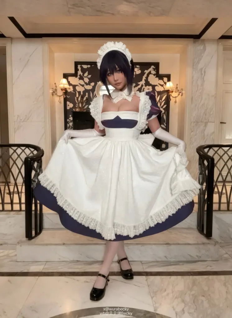 贝贝琪 Becky 莉莉丝全套 cos 套图，轻奢别墅居家纯欲漫画女仆棚拍人像