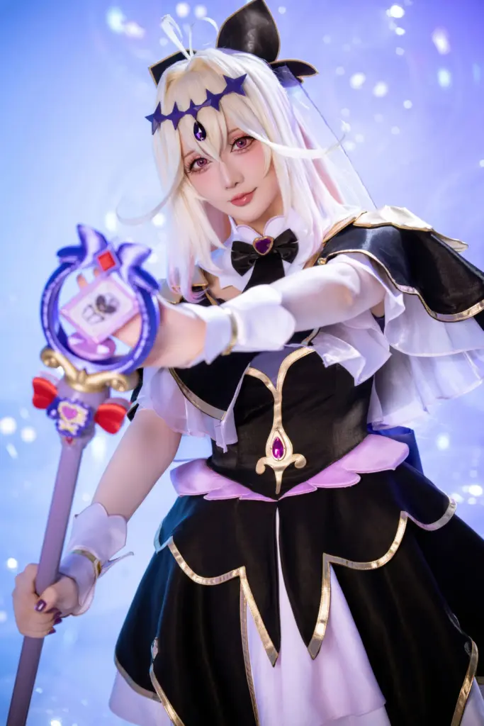 星之迟迟,光之美少女原版制服站姿定格,清新棚拍动漫cos高清写真