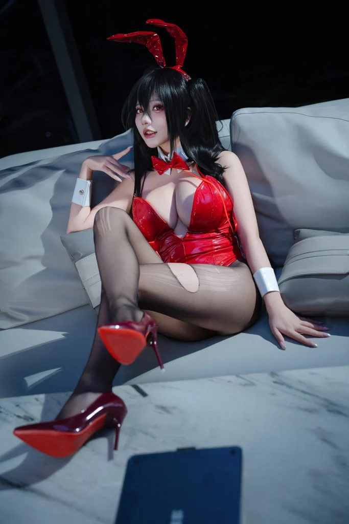 是一只熊仔吗大凤兔女郎高清 cos 大片